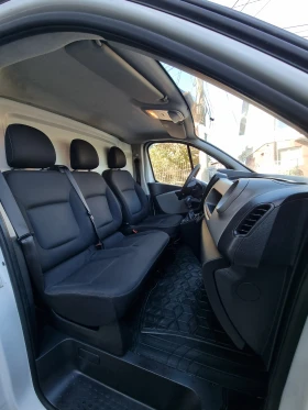 Renault Trafic 1.6DCI KLIMA 2017, снимка 11