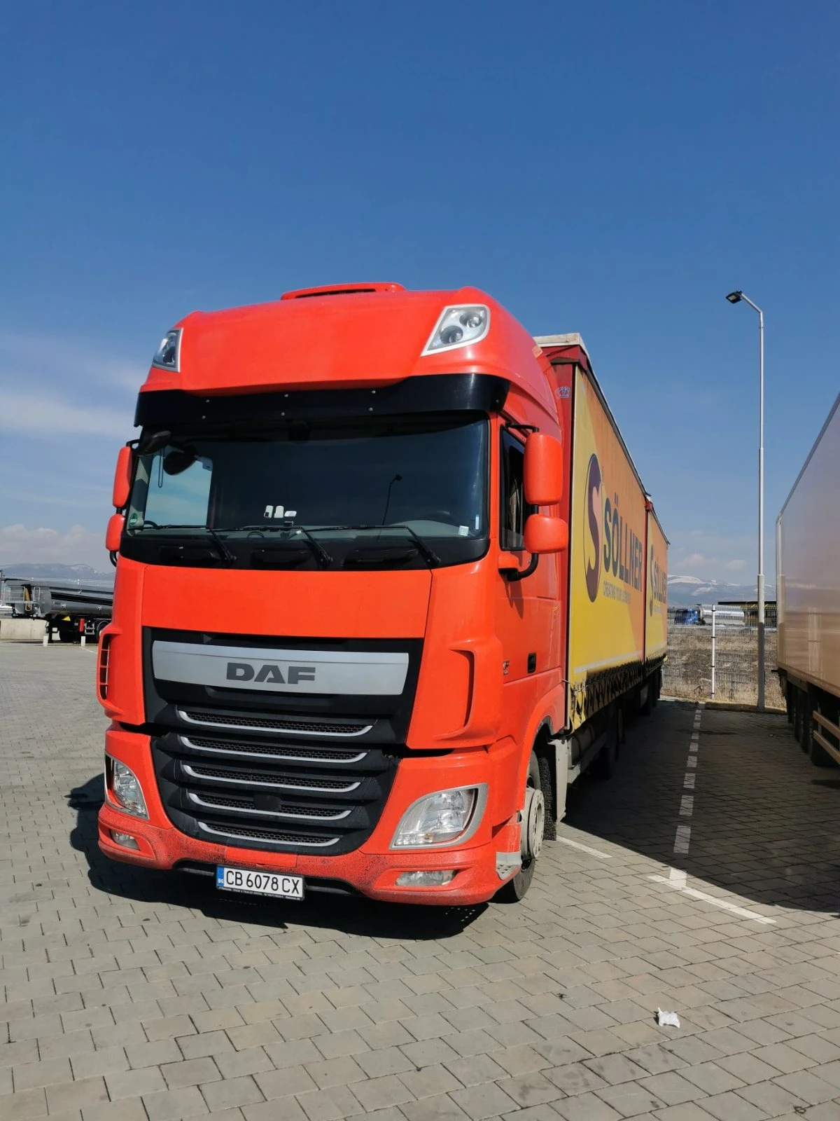 Daf XF 440 - хенгер - изображение 2