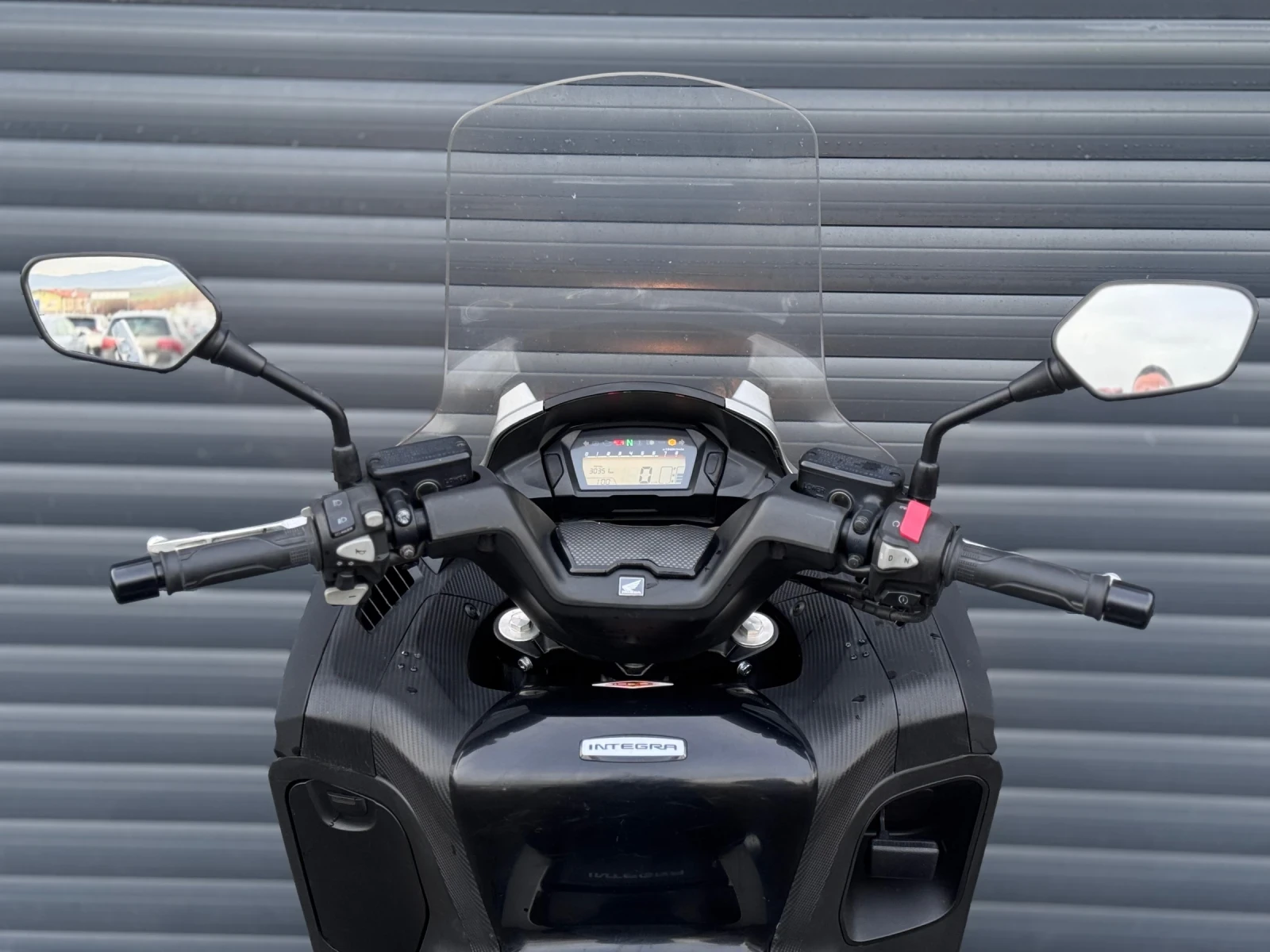 Honda Integra 750i Black Matt + 3 куфара - изображение 7