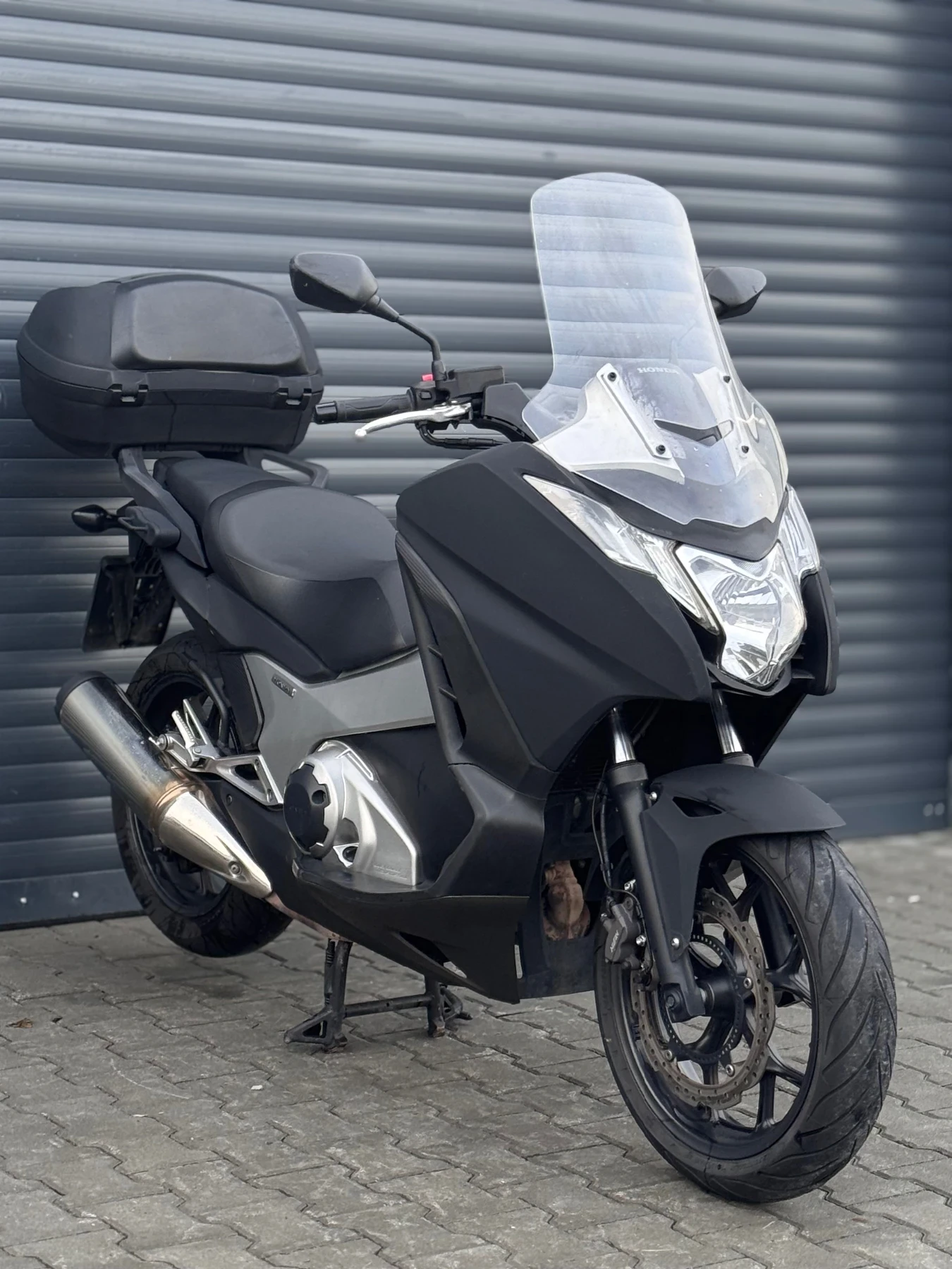 Honda Integra 750i Black Matt + 3 куфара - изображение 4