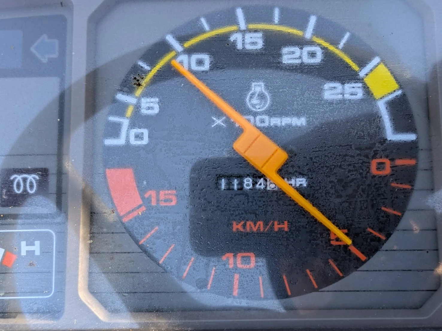 Трактор Mitsubishi МТ225, снимка 6 - Селскостопанска техника - 54118022