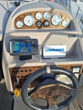 Моторна яхта Bayliner CIERA 2355, снимка 8