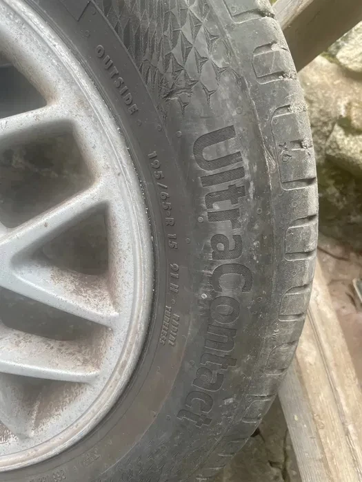 Гуми Летни 195/65R15, снимка 2 - Гуми и джанти - 53959652