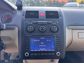 VW Touran 2.0TDI / Навигация / Кожа / 7 Места, снимка 7