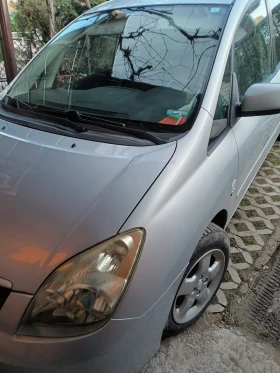 Toyota Corolla verso, снимка 2