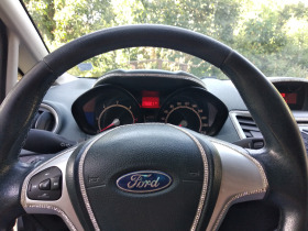 Ford Fiesta, снимка 1 - Автомобили и джипове - 45741554