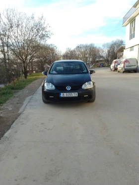 VW Golf Golf5 1.9 105k.c - изображение 1