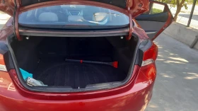 Hyundai Elantra | Mobile.bg    7