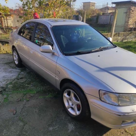 Honda Accord 2.0 i - изображение 1