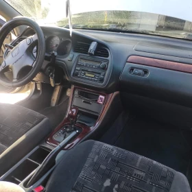 Honda Accord 2.0 i, снимка 6