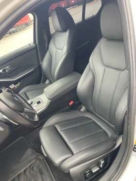 BMW 330 xDrive* M-Pack, снимка 12