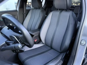 Peugeot 208 ПОДГРЕВ НА СЕДАЛКИ !1.2 PureTech 100 Allure - 15500 € / 30315.36 лв. - 86811401 13