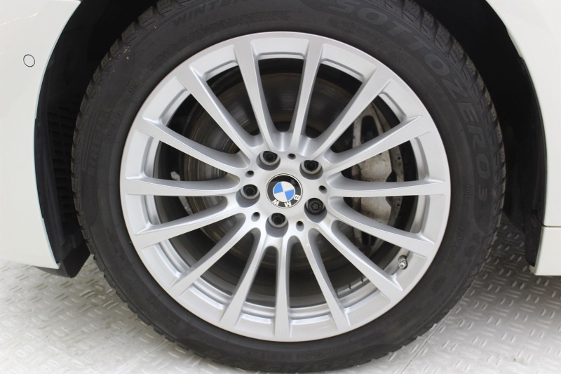 BMW 530 xDrive*LuxuryLine*LED*Virtual*ГАРАНЦИЯ, снимка 7 - Автомобили и джипове - 46275052