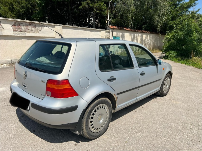 VW Golf, снимка 3 - Автомобили и джипове - 46470587