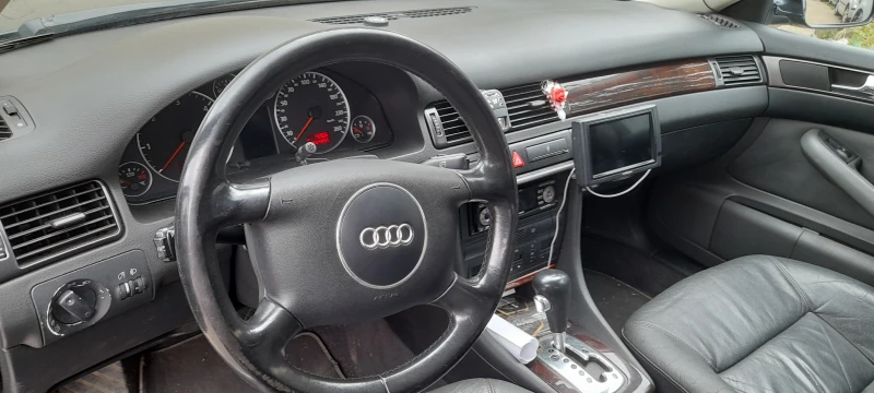 Audi A6 2.5 TDI, снимка 6 - Автомобили и джипове - 47449247