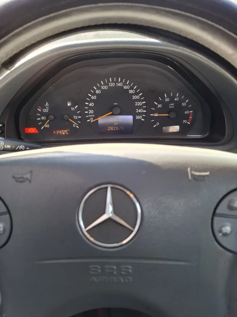 Mercedes-Benz CLK 2.0k 163коня, снимка 12 - Автомобили и джипове - 49440651