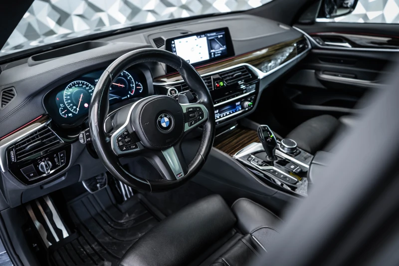 BMW 6 GT 30d* Xdrive* Pano* Harman, снимка 8 - Автомобили и джипове - 52133280