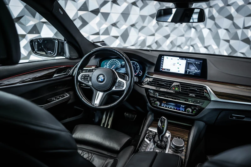 BMW 6 GT 30d* Xdrive* Pano* Harman, снимка 10 - Автомобили и джипове - 52133280