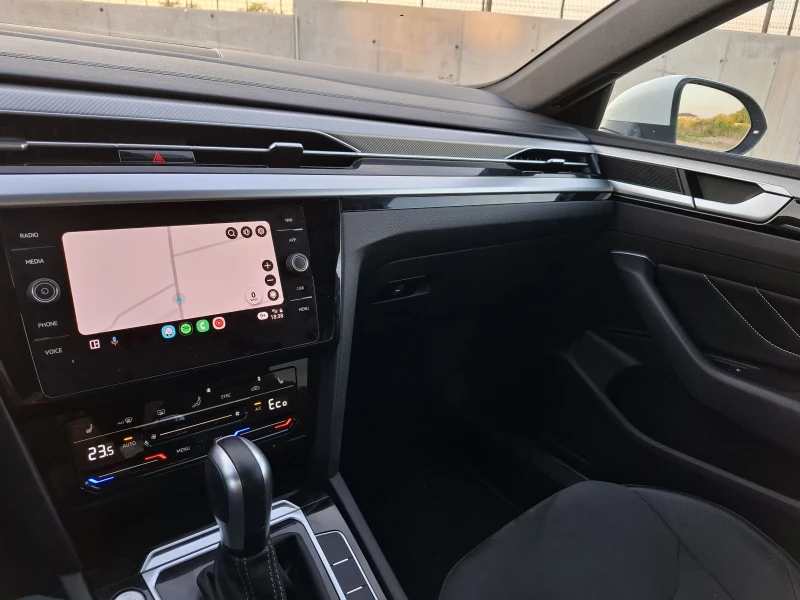 VW Arteon Shooting Brake R-line, снимка 10 - Автомобили и джипове - 52226439