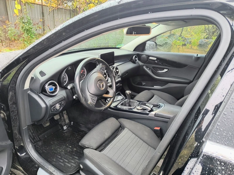 Mercedes-Benz C 220, снимка 7 - Автомобили и джипове - 52504758