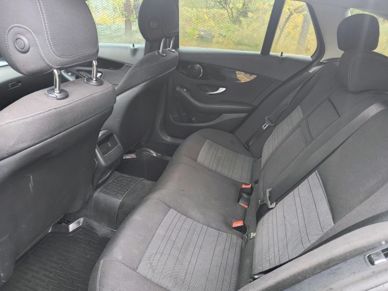 Mercedes-Benz C 220, снимка 8 - Автомобили и джипове - 52504758