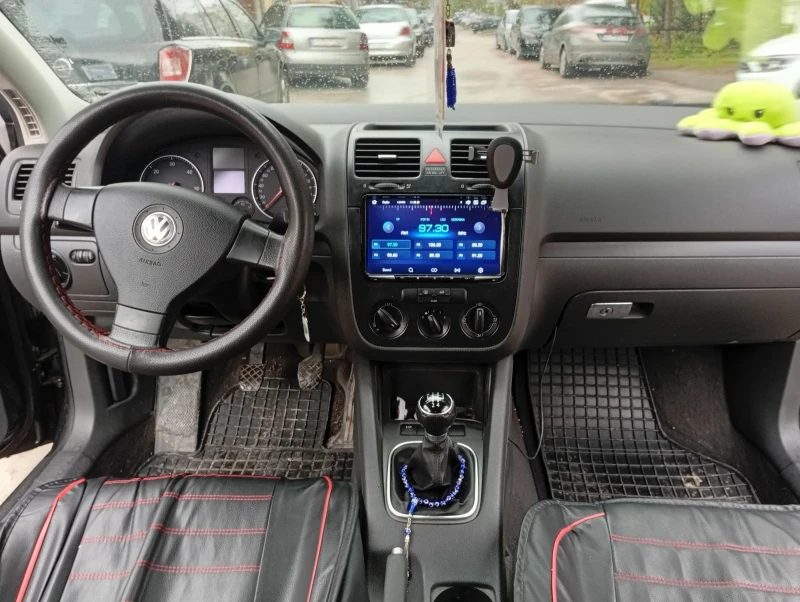 VW Golf Golf5 1.9 105k.c, снимка 7 - Автомобили и джипове - 52527449