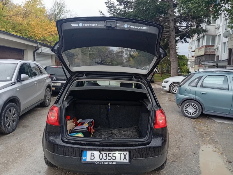 VW Golf Golf5 1.9 105k.c, снимка 16 - Автомобили и джипове - 52527449