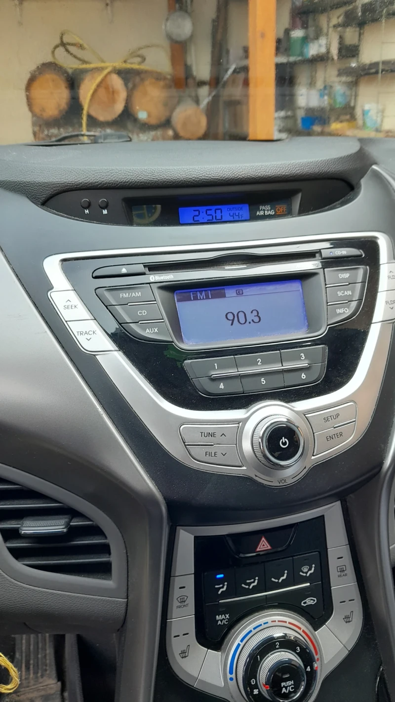 Hyundai Elantra, снимка 8 - Автомобили и джипове - 52584213