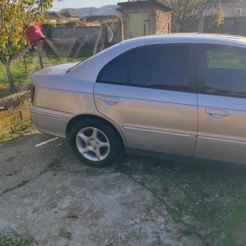 Honda Accord 2.0 i, снимка 2 - Автомобили и джипове - 52628514