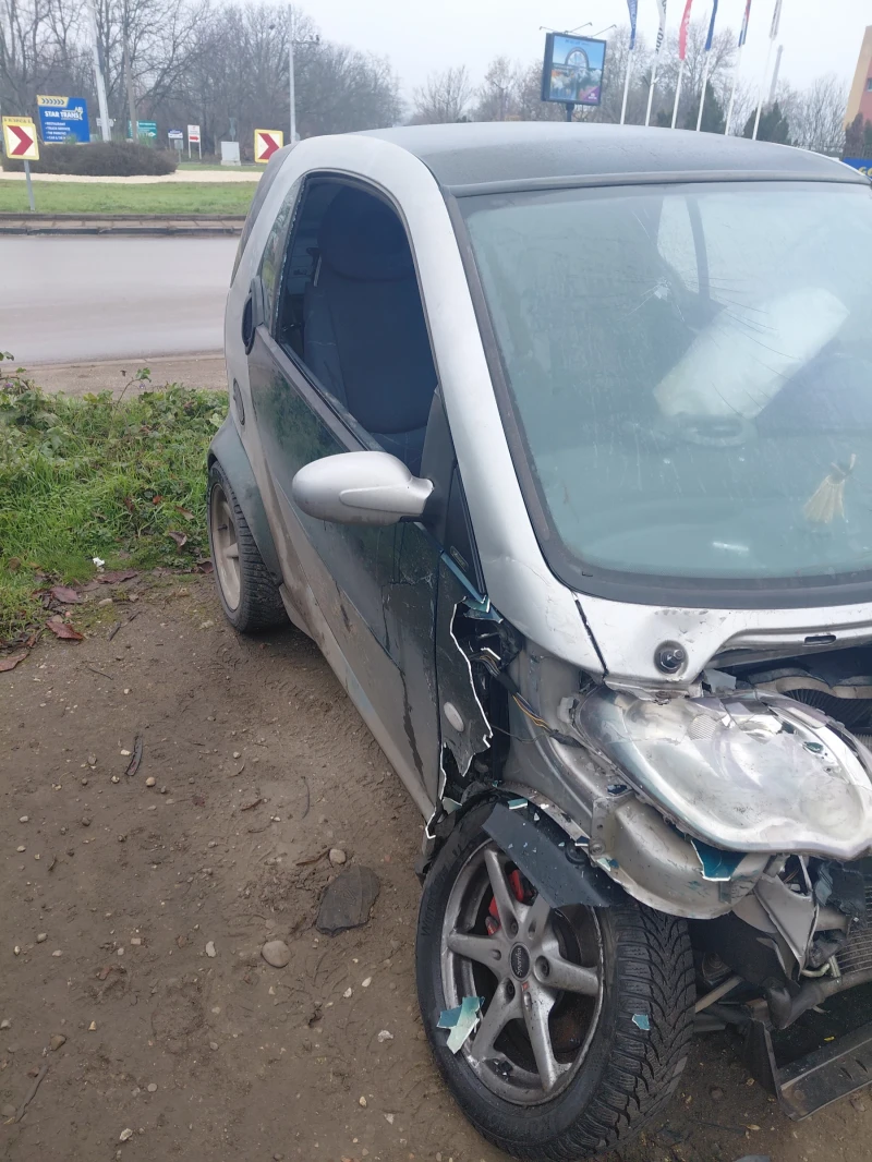 Smart Fortwo, снимка 5 - Автомобили и джипове - 52871102