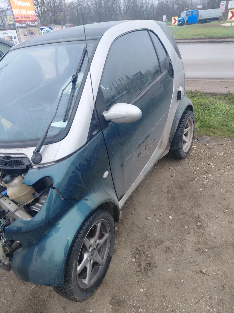 Smart Fortwo, снимка 4 - Автомобили и джипове - 52871102