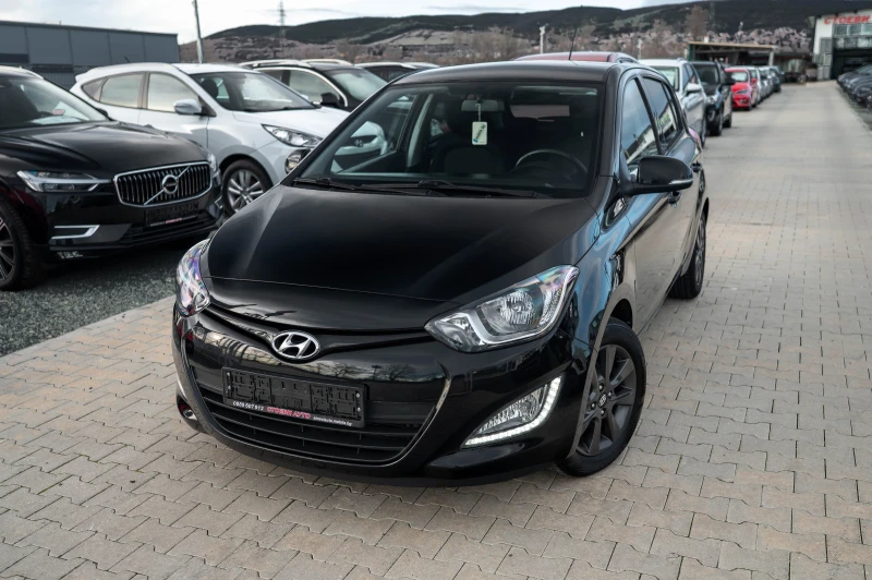 Hyundai I20 1.3* LED* 85кс* 2014г* , снимка 16 - Автомобили и джипове - 53045630