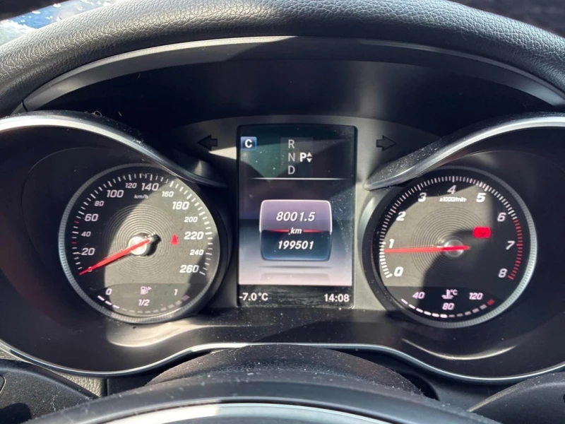 Mercedes-Benz C 300 * CARFAX * БЕЗ ПЪРВОНАЧАЛНА ВНОСКА, снимка 8 - Автомобили и джипове - 53157590