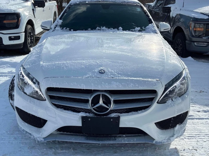 Mercedes-Benz C 300 * CARFAX * БЕЗ ПЪРВОНАЧАЛНА ВНОСКА, снимка 6 - Автомобили и джипове - 53157590