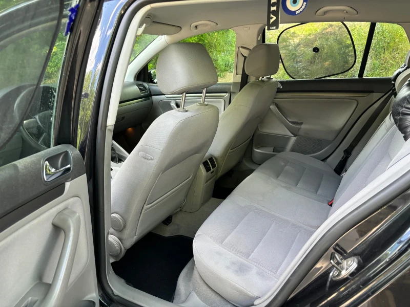 VW Golf, снимка 5 - Автомобили и джипове - 53539975