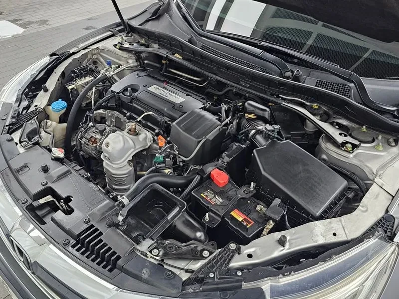 Honda Accord New Accord 2.4 9Th Generation, снимка 6 - Автомобили и джипове - 56118959
