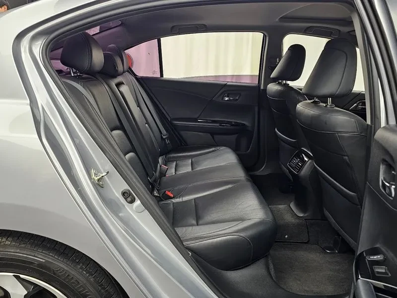 Honda Accord New Accord 2.4 9Th Generation, снимка 12 - Автомобили и джипове - 56118959