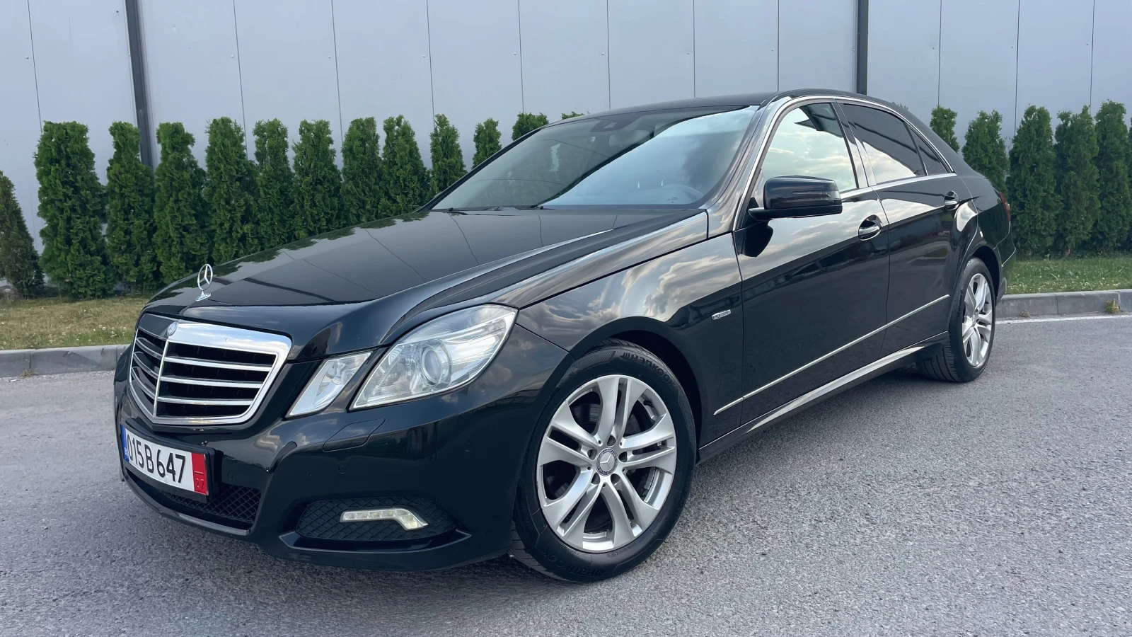 Mercedes-Benz E 220 CDI AVANGARDE, снимка 1
