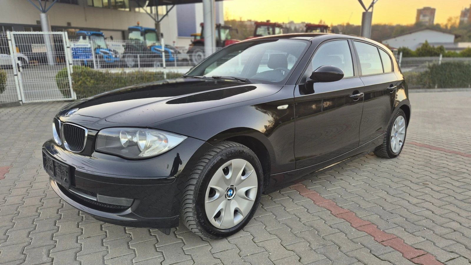 BMW 116 2.0 NAVIGACIA - изображение 2