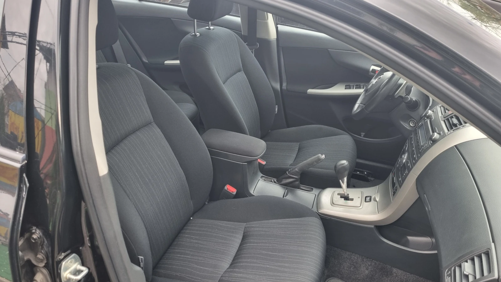 Toyota Corolla 1.4D-4D - изображение 6