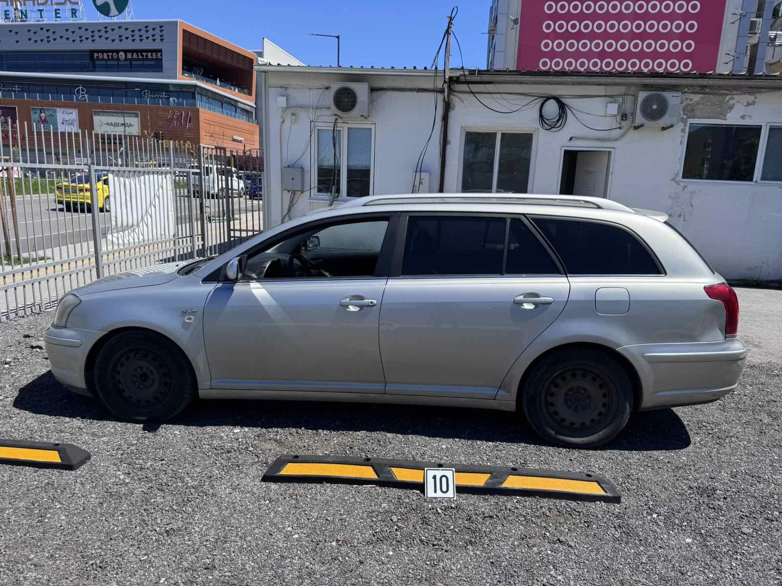Toyota Avensis  - изображение 3