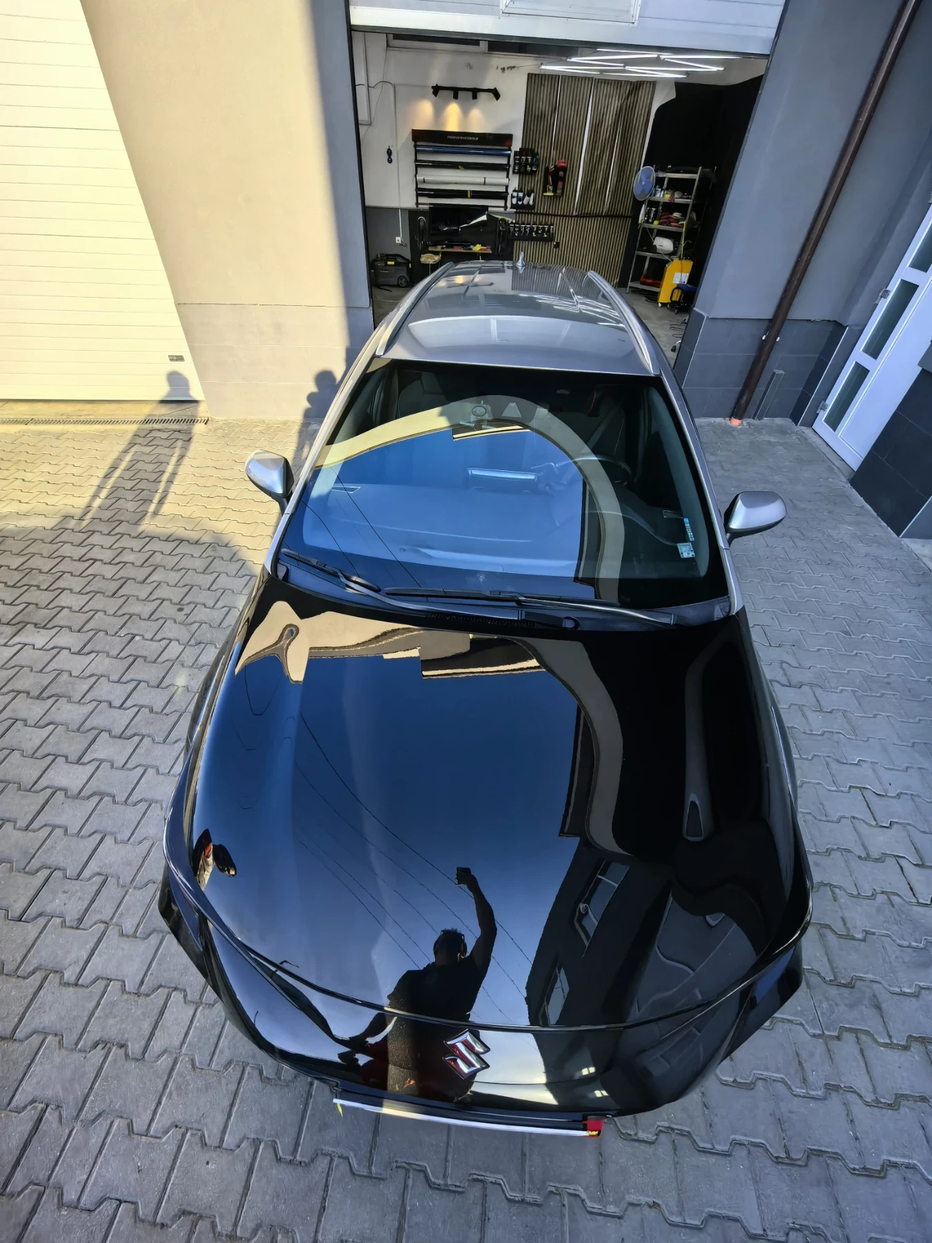 Toyota Corolla 1.8 LPG HYBRID FULL  - изображение 10