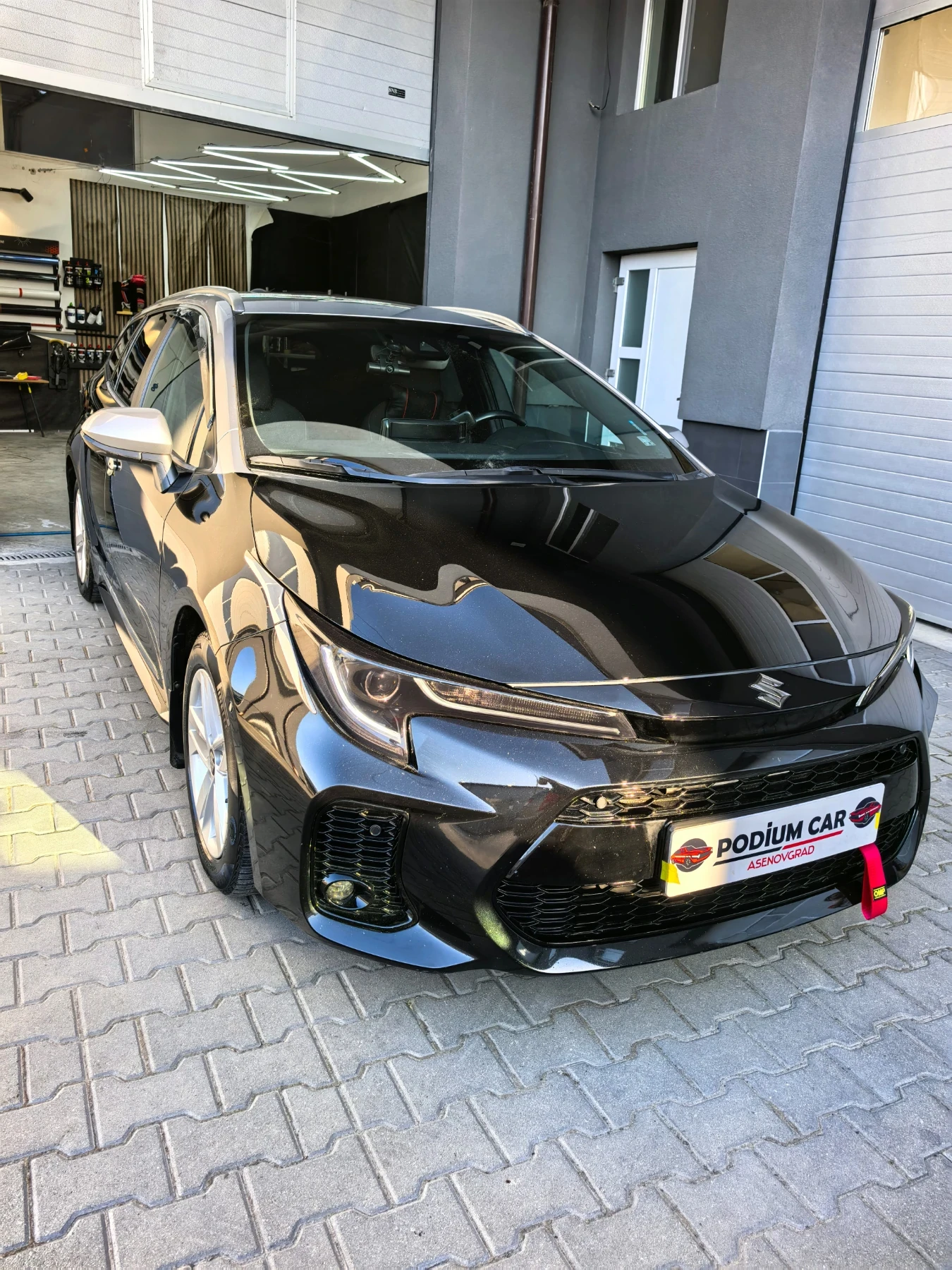 Toyota Corolla 1.8 LPG HYBRID FULL  - изображение 2
