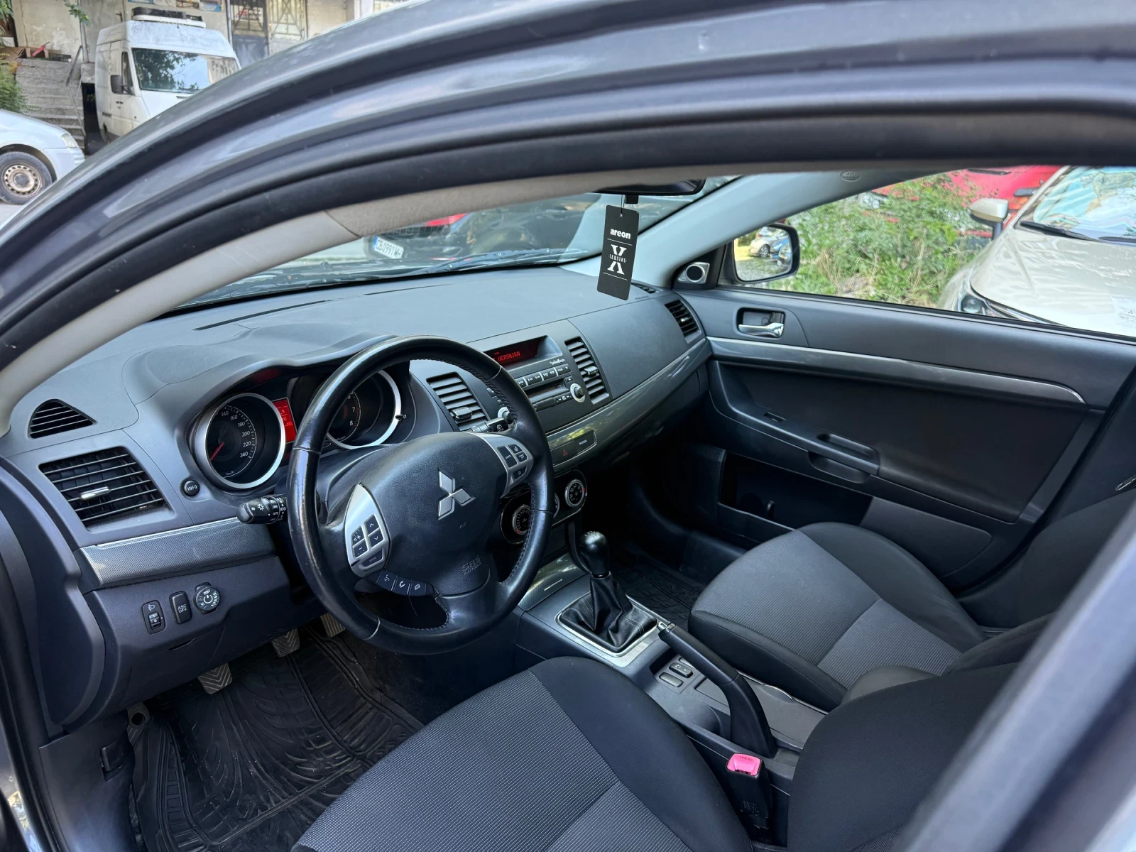 Mitsubishi Lancer 1.8, газ  - изображение 10