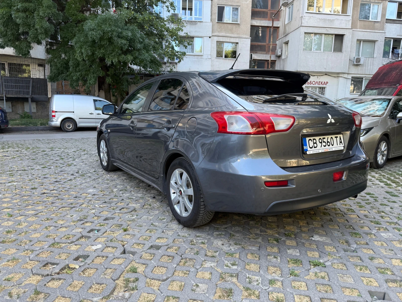 Mitsubishi Lancer 1.8, газ  - изображение 5