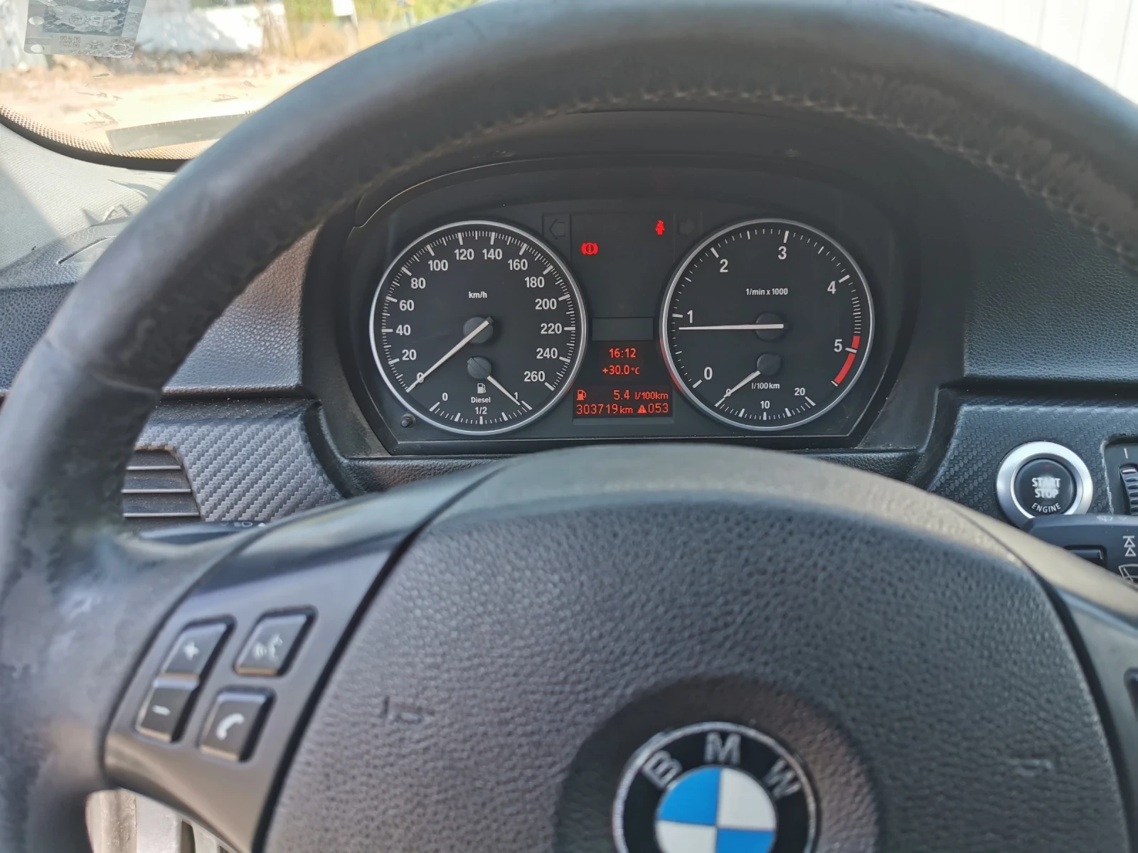 BMW 320  - изображение 10