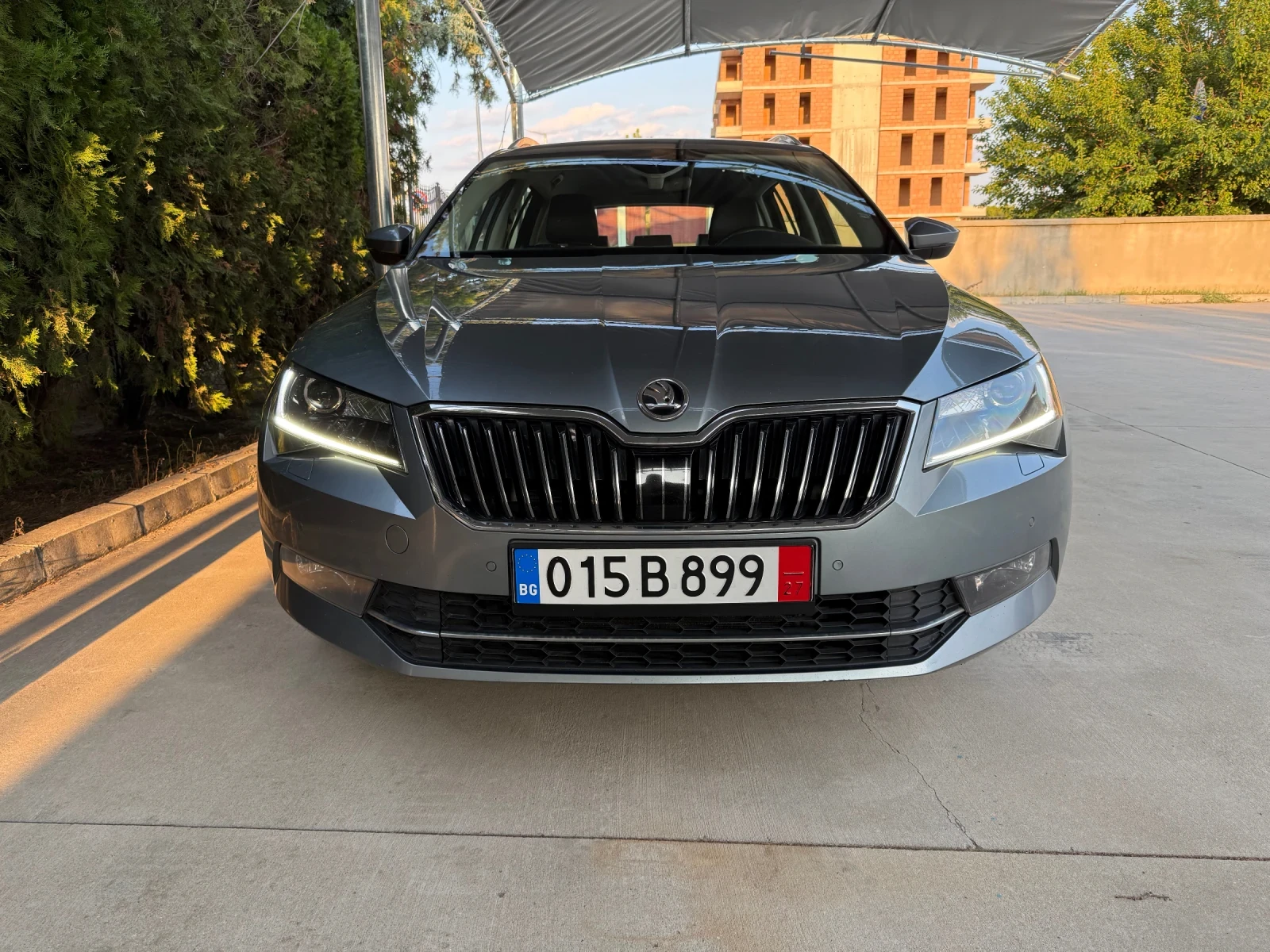 Skoda Superb 2.0 TDI Style - изображение 2