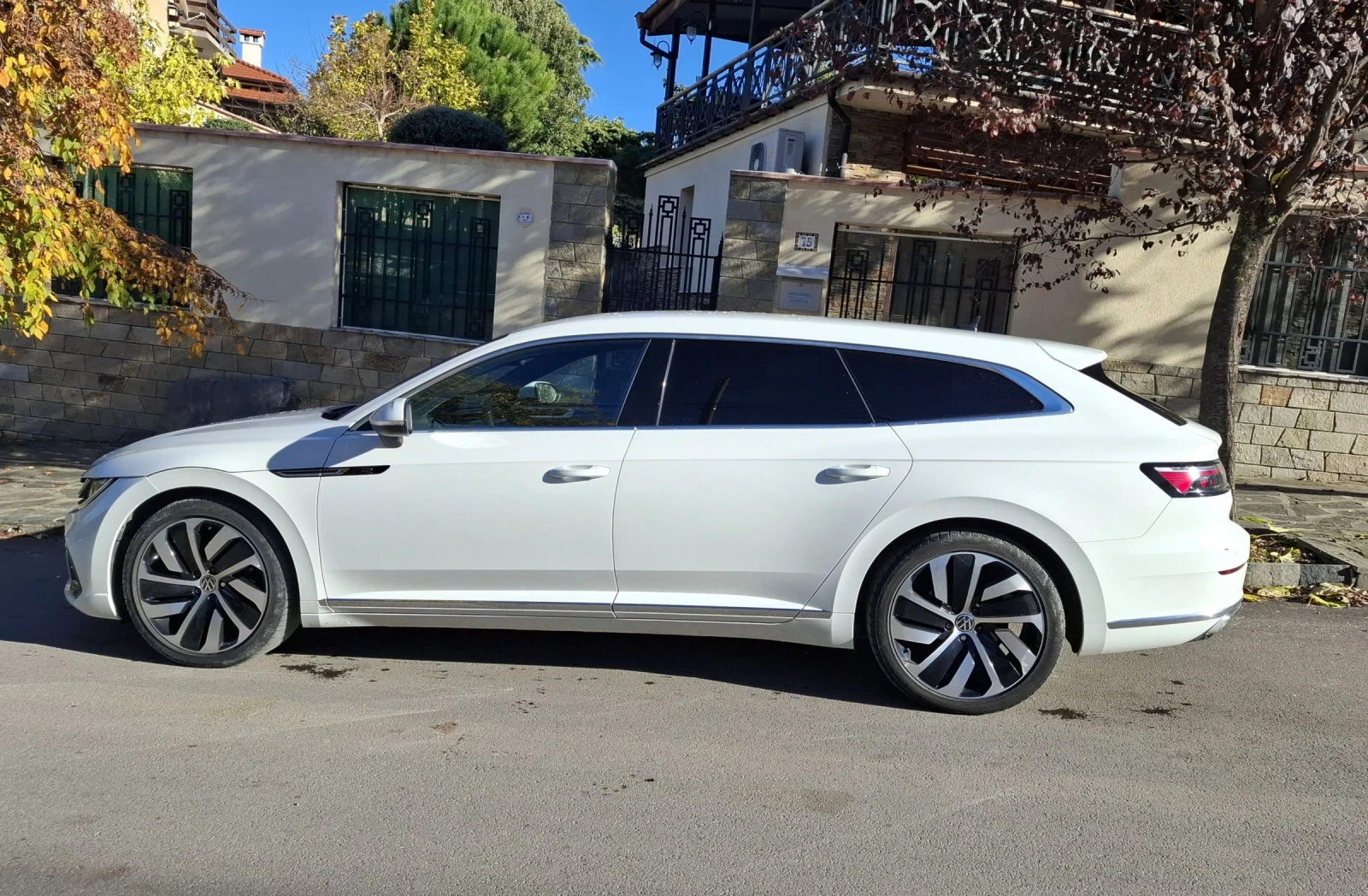 VW Arteon Shooting Brake R-line | Mobile.bg — изображение 6