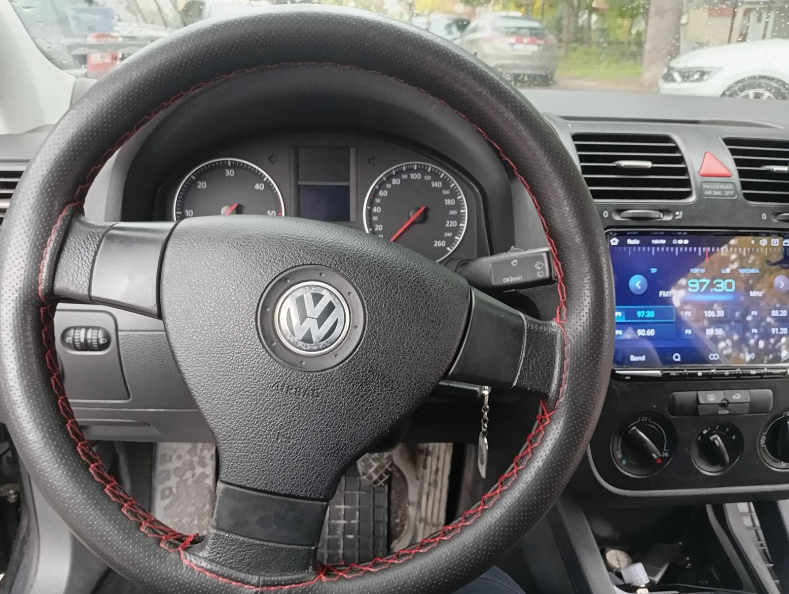 VW Golf Golf5 1.9 105k.c - изображение 9