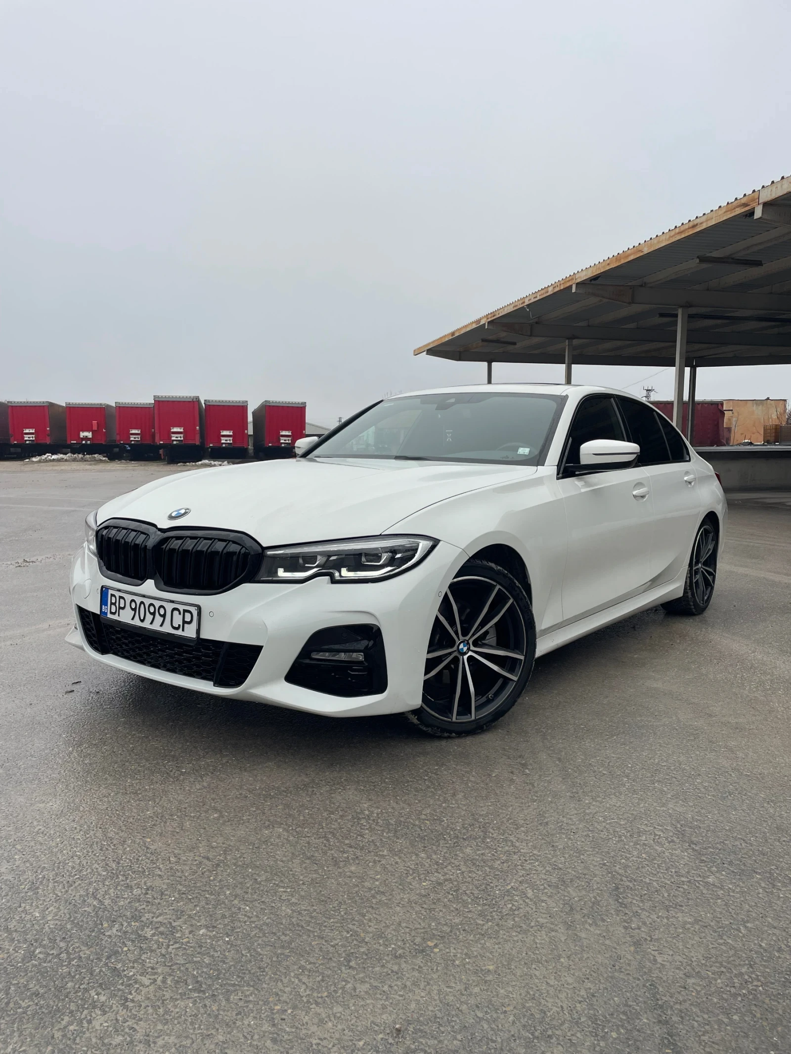 BMW 330 xDrive* M-Pack - изображение 10